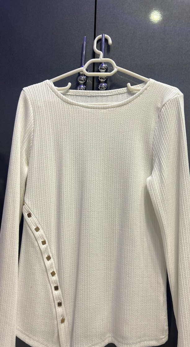 Düğmeli Beyaz Uzun Kollu Triko Kazak - Görsel 2