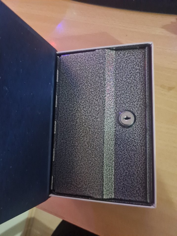 Kitap şeklinde Gizli Kasa Kumbara - Görsel 3