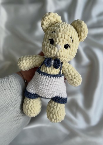 Diğer Renkli El Örgüsü Peluş Ayıcık