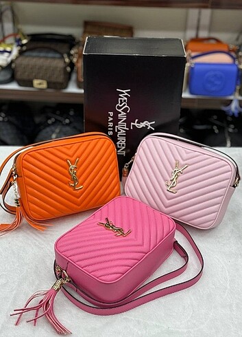 Yves Saint Laurent Lou Camera Bag