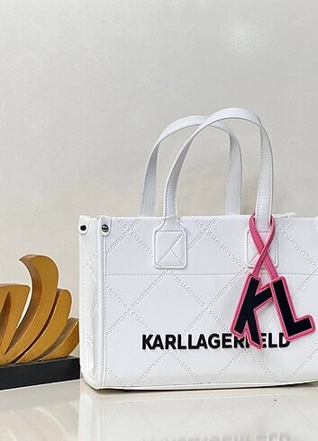  Beden çeşitli Renk Karl Lagerfeld 