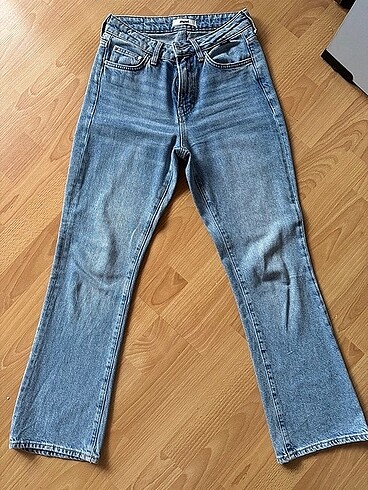 26 Beden mavi Renk Miav Flare Jean
