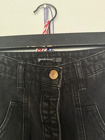 Stradivarius Kot Etek