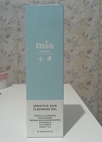 Mia Klinika Sensitive Skin Cleansing Gel 