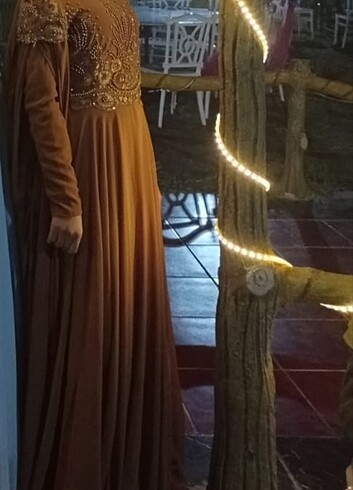 Diğer 1 kere abimin düğünde giydim temiz 38 beden