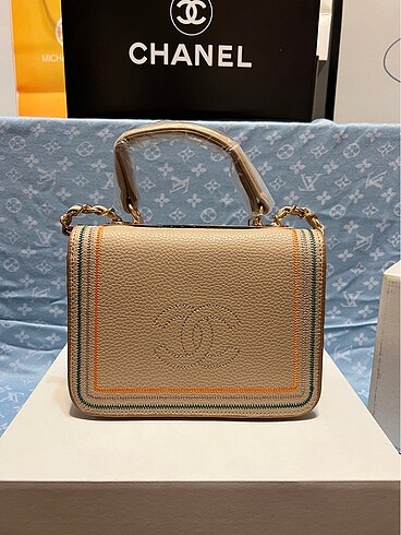 Chanel A++ CHNL EL OMUZ ÇANTASI