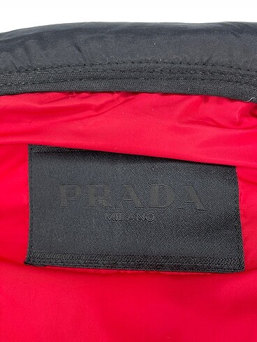 xl Beden siyah Renk Prada Mont %70 İndirimli.