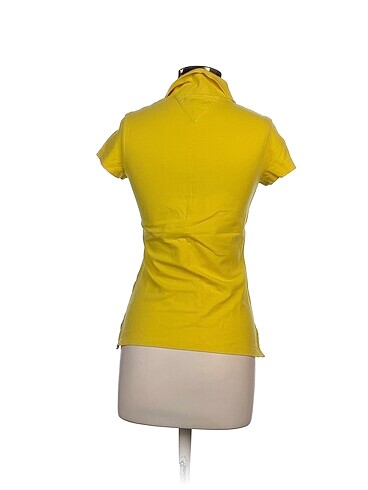 s Beden Tommy Hilfiger T-shirt %70 İndirimli.