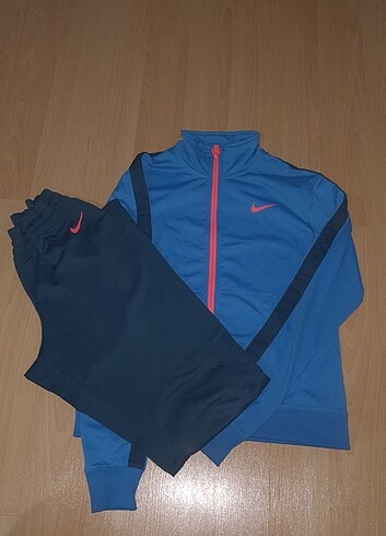 Nike eşofman takımı