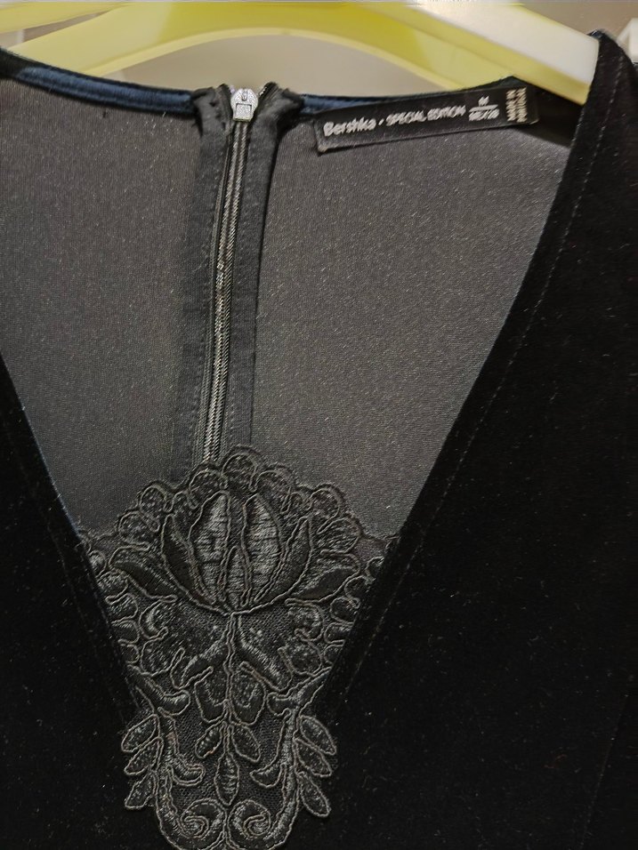 Bershka Siyah şort tulum - Görsel 3