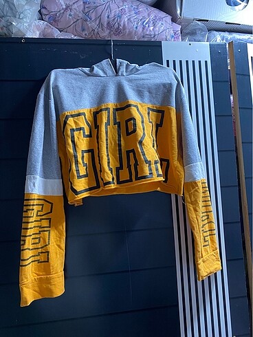 Crop sweat