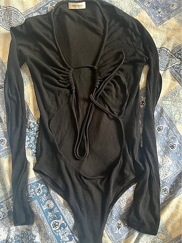 s Beden iamnotbasic casie bodysuit
