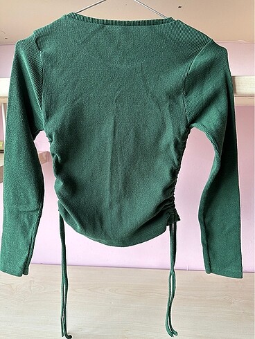 Bershka Yanları büzgülü triko crop