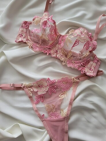 Pembe dantel takım 80B