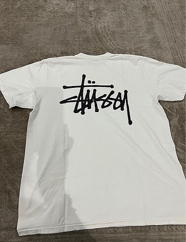 m Beden Stussy tişört