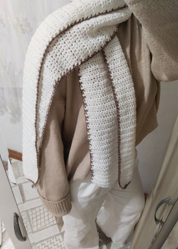 Örgü Kadın Atkı Beyaz Kahve Detaylı - Görsel 2
