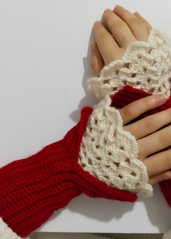 El Yapımı Kırmızı Yarım Parmak Örgü Eldiven - Görsel 3