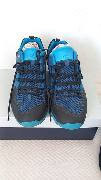 46 numara Adidas spor ayakkabı
