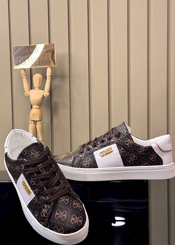 Kahverengi Yılan Desenli Bağcıklı Sneakers