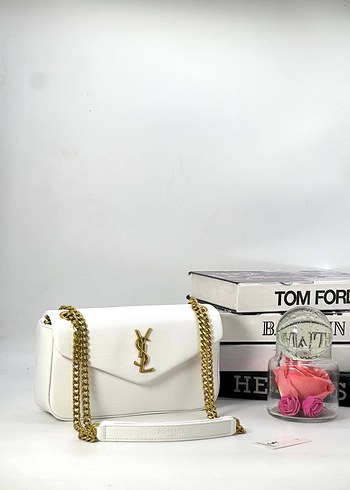 Yves Saint Laurent Zincir Detaylı Siyah Deri Kadın Çanta