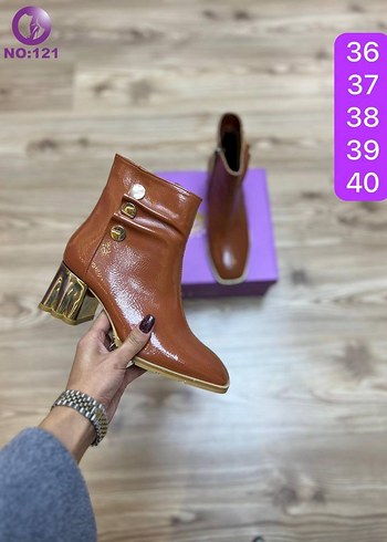 38 Beden Siyah Yılan Desenli Zincir Detaylı Platform Topuklu Bot