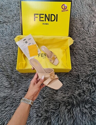 Fendi ???? yeni model 36 37 38 39 40 41
