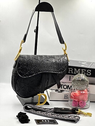  Beden çeşitli Renk Christian dior saddle bag???
