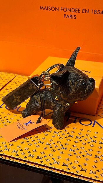 Louis Vuitton k9 puppy dog keychains Big size Steel gold keychai