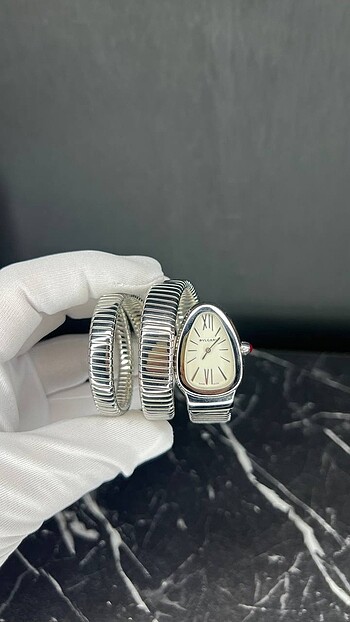 Beden çeşitli Renk BVLGARI +AAA İTHAL BAYAN SAATLER