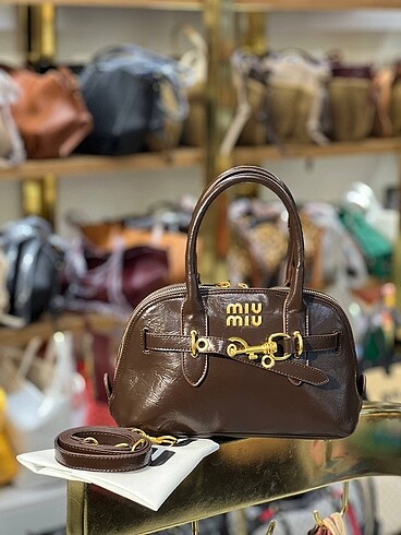  Beden MIU MIU 18??CM 32??CM