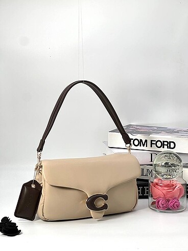 Coach Coach pillow tabby shoulder bag A+Quality??? Ölçüler:??28cm??16