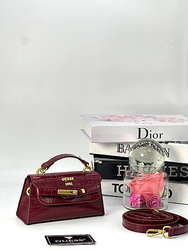 Beden Guess enisa micro mini bag A+Quality!!??? Ölçüler:??14cm??9cm?