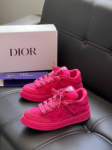 Christian Dior Size : 36-37-38-39-40