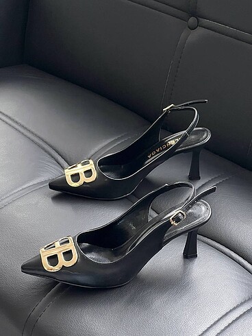 Balenciaga Balenciaga Size : 36-37-38-39-40