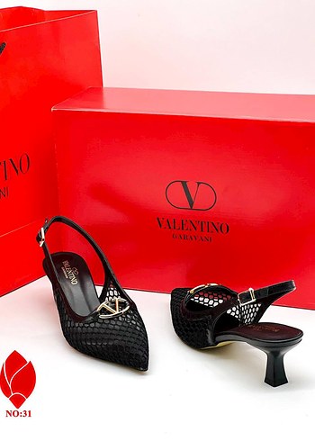 37 Beden beyaz Renk Renkli Yılan Desenli Tokalı Beyaz Stiletto