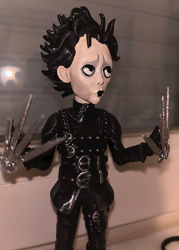 Edward Scissorhands Makas Eller Figürü - Görsel 3