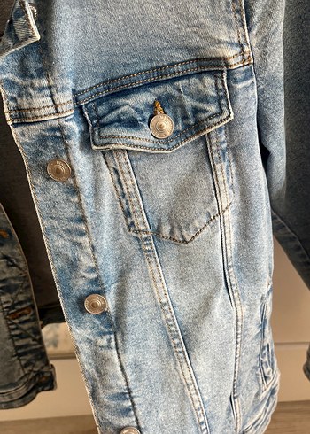 Düğmeli Mavi Denim Ceket - Görsel 3