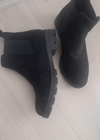 Siyah Süet Kadın Botları Velcro Bantlı - Görsel 3