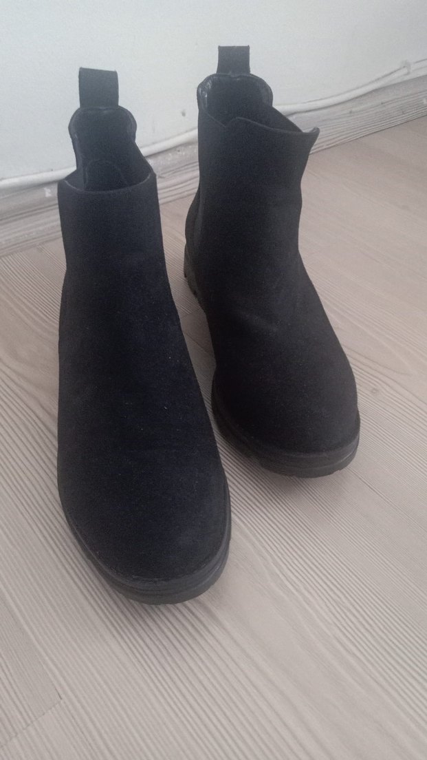 Siyah Süet Kadın Botları Velcro Bantlı - Görsel 2