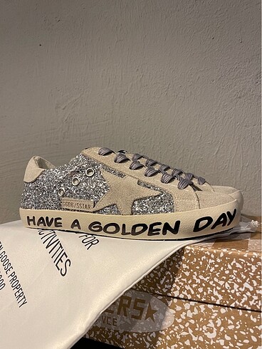 37 Beden GOLDEN GOOSE SUPERSTAR
