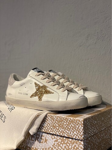 Golden Goose Deluxe GOLDEN GOOSE SUPERSTAR