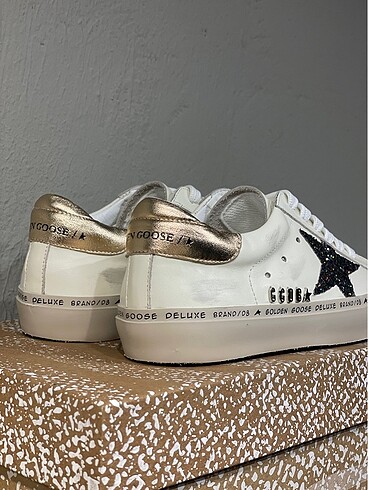 37 Beden GOLDEN GOOSE Hi-Star