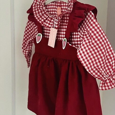 Standart Beden Beden kırmızı Renk Kırmızı çilekli elbise