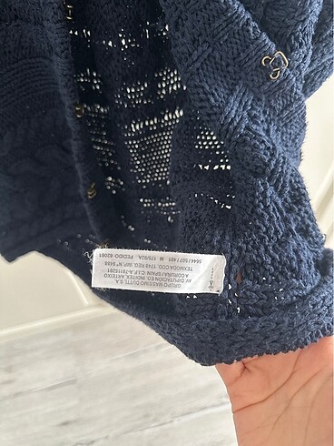 m Beden lacivert Renk Massimo dutti hırka