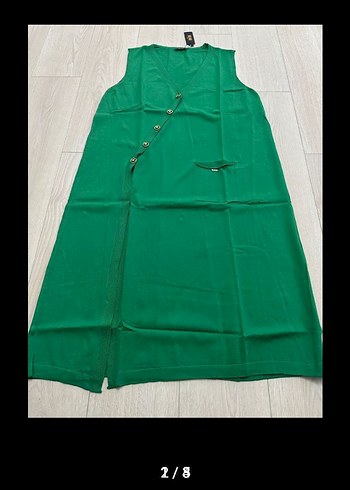 Düğmeli Koyu Yeşil Uzun Kolsuz Kadın Kaban - Görsel 2