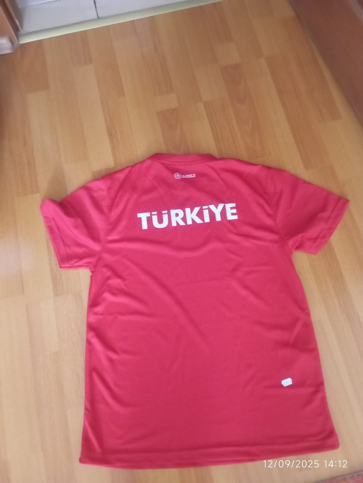 Kırmızı Erkek Bisiklet Yaka Kısa Kollu Tişört - Görsel 2