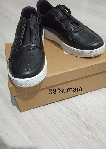 Siyah Baskılı Kadın Sneaker 38 Numara