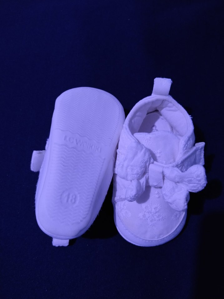 Kız Bebek Beyaz Fırfırlı İlk Adım Ayakkabısı - Görsel 3