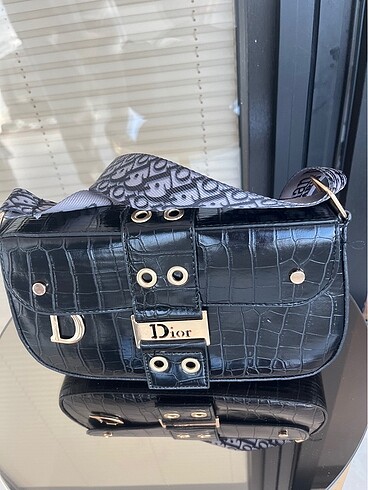 DIOR BAGET