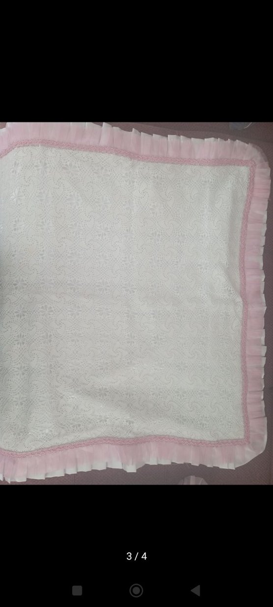 Pembe Nakışlı Fırfırlı Yastık Kılıfı Seti el işi - Görsel 3